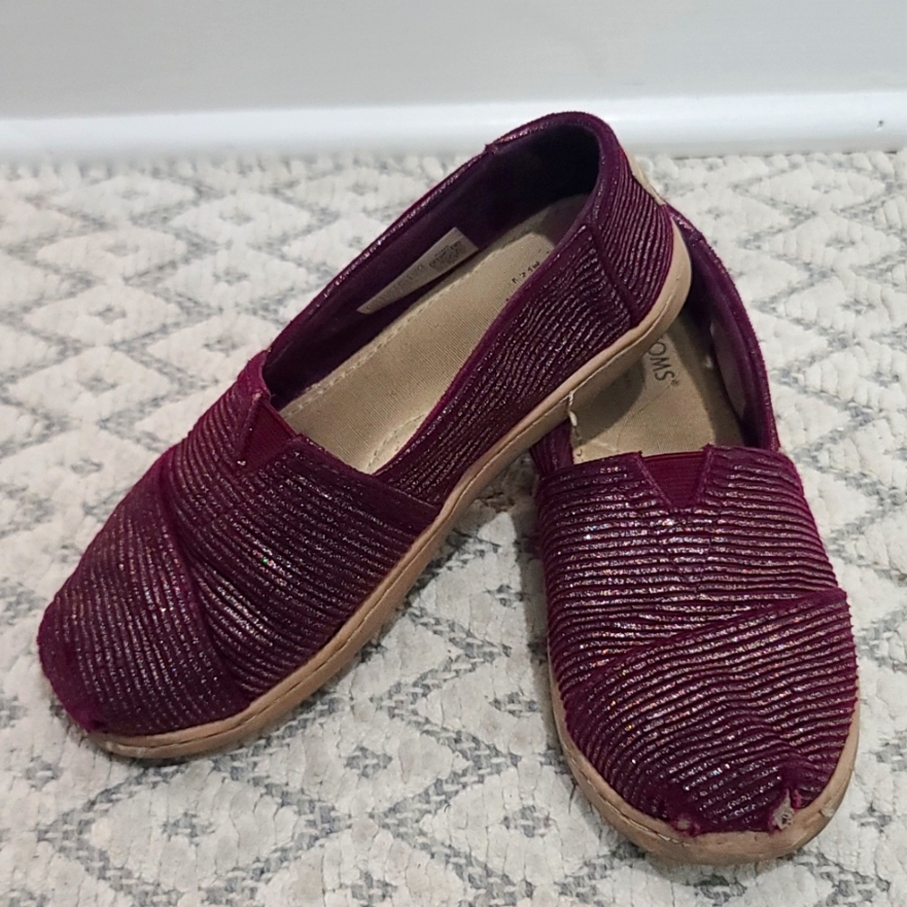 Toms Girls Glitter Shoes size 13.5